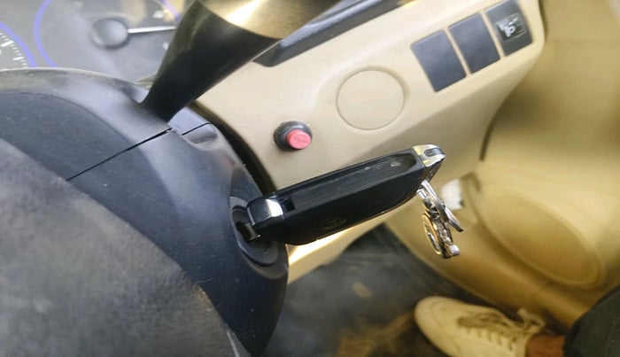 2016 Honda Amaze 1.5L I-DTEC E, Diesel, Manual, 74,793 km, interior