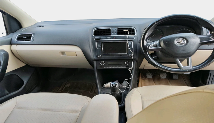 2016 Skoda Rapid STYLE 1.5 TDI, Diesel, Manual, 1,34,463 km, interior