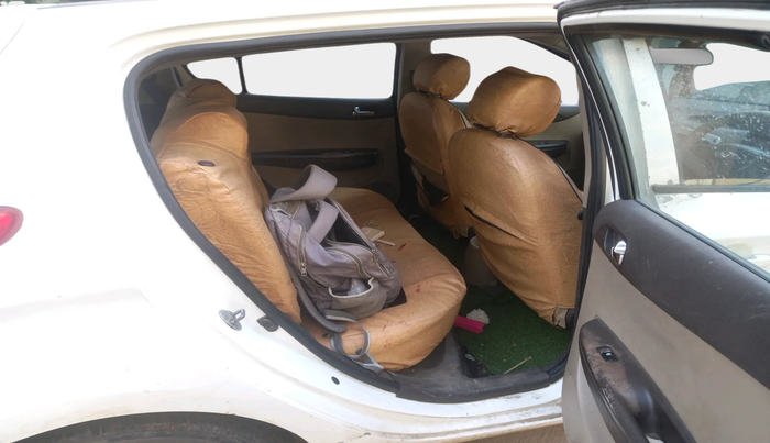 2011 Hyundai i20 MAGNA 1.4 CRDI, Diesel, Manual, 1,30,551 km, interior