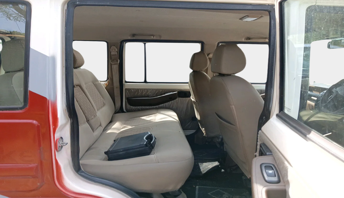 2021 Mahindra Bolero B6, Diesel, Manual, 1,11,746 km, interior