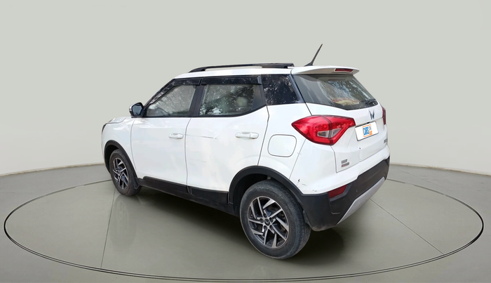 2023 Mahindra XUV300 W8 (O) 1.5 DIESEL AMT, Diesel, Automatic, 89,356 km, exterior