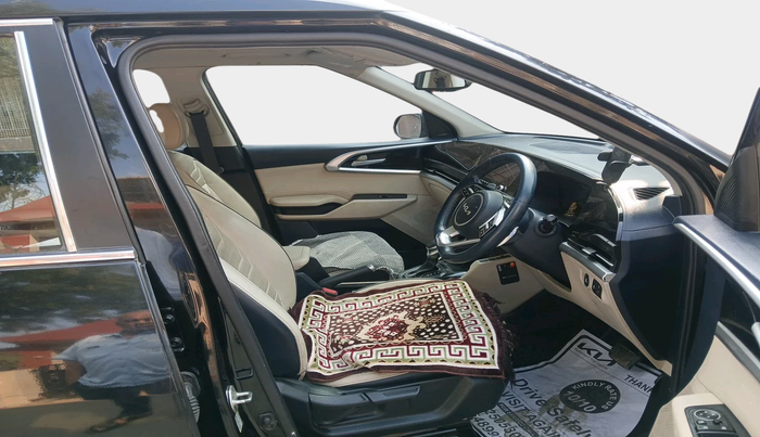 2022 KIA CARENS LUXURY PLUS 1.5 DIESEL AT 6 STR, Diesel, Automatic, 62,200 km, interior