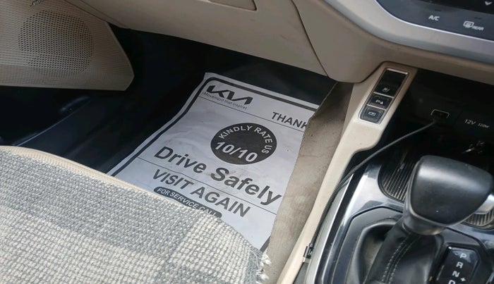 2022 KIA CARENS LUXURY PLUS 1.5 DIESEL AT 6 STR, Diesel, Automatic, 62,200 km, interior