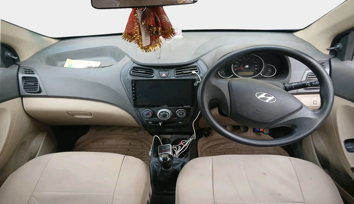 2012 Hyundai Eon MAGNA +, Petrol, Manual, 73,104 km, interior