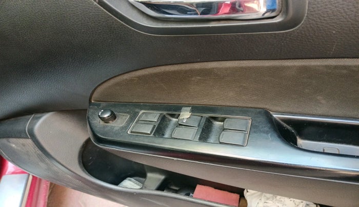 2013 Maruti Swift VXI, Petrol, Manual, 76,114 km, interior