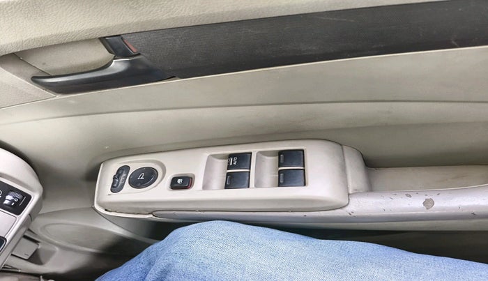 2011 Honda City 1.5L I-VTEC E MT, CNG, Manual, 71,770 km, interior