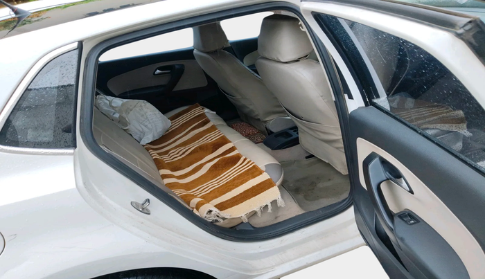 2013 Volkswagen Polo COMFORTLINE 1.2L, Diesel, Manual, 1,14,825 km, interior