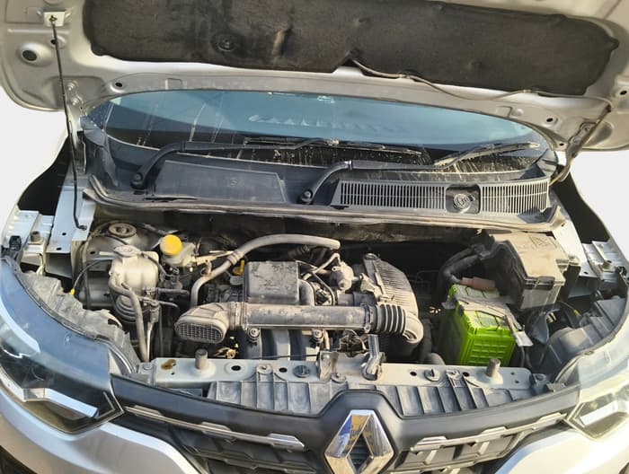 2019 Renault TRIBER RXL MT, Petrol, Manual, 1,33,088 km, exterior