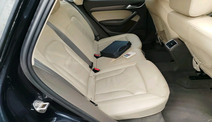 2014 Audi Q3 35 TDI Quattro, Diesel, Automatic, 1,09,135 km, interior