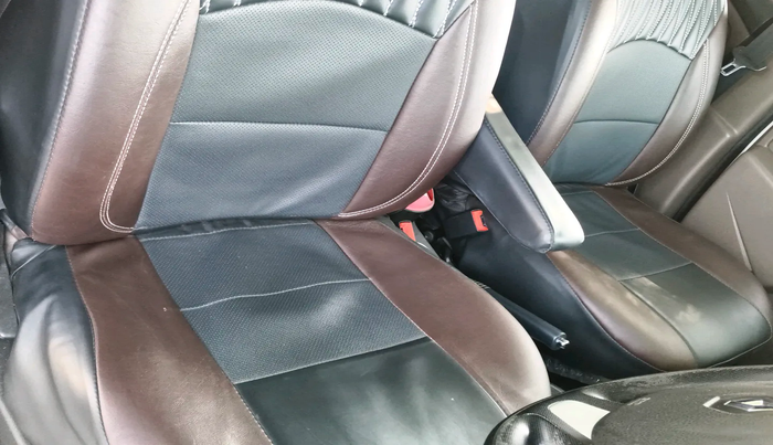 2018 Renault Duster 110 PS RXZ 4X2 AMT DIESEL, Diesel, Automatic, 1,04,721 km, interior