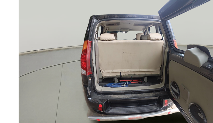 2011 Mahindra Xylo E8 ABS, Diesel, Manual, 2,61,270 km, exterior
