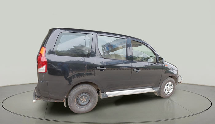 2011 Mahindra Xylo E8 ABS, Diesel, Manual, 2,61,270 km, exterior