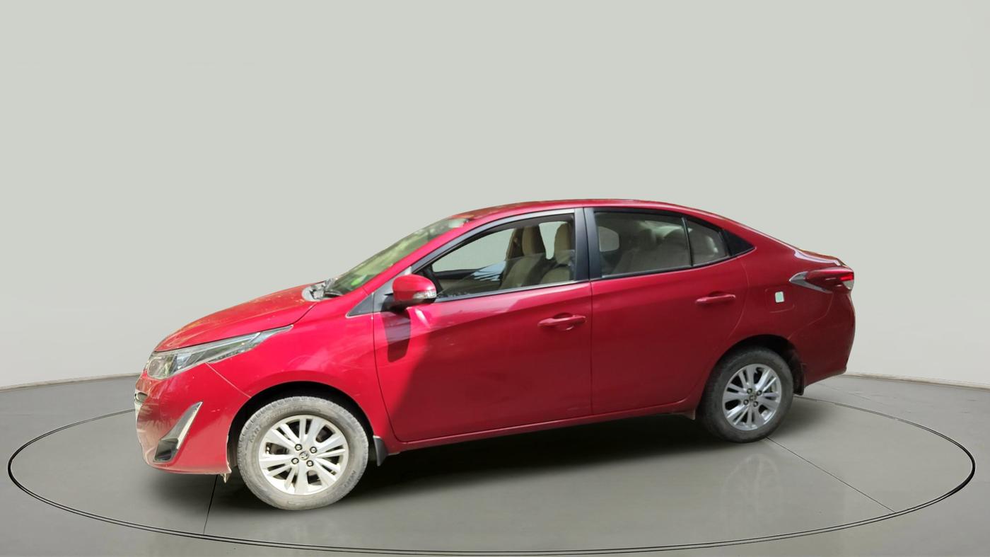 2018 Toyota YARIS V CVT, Petrol, Automatic, 57,236 km, exterior