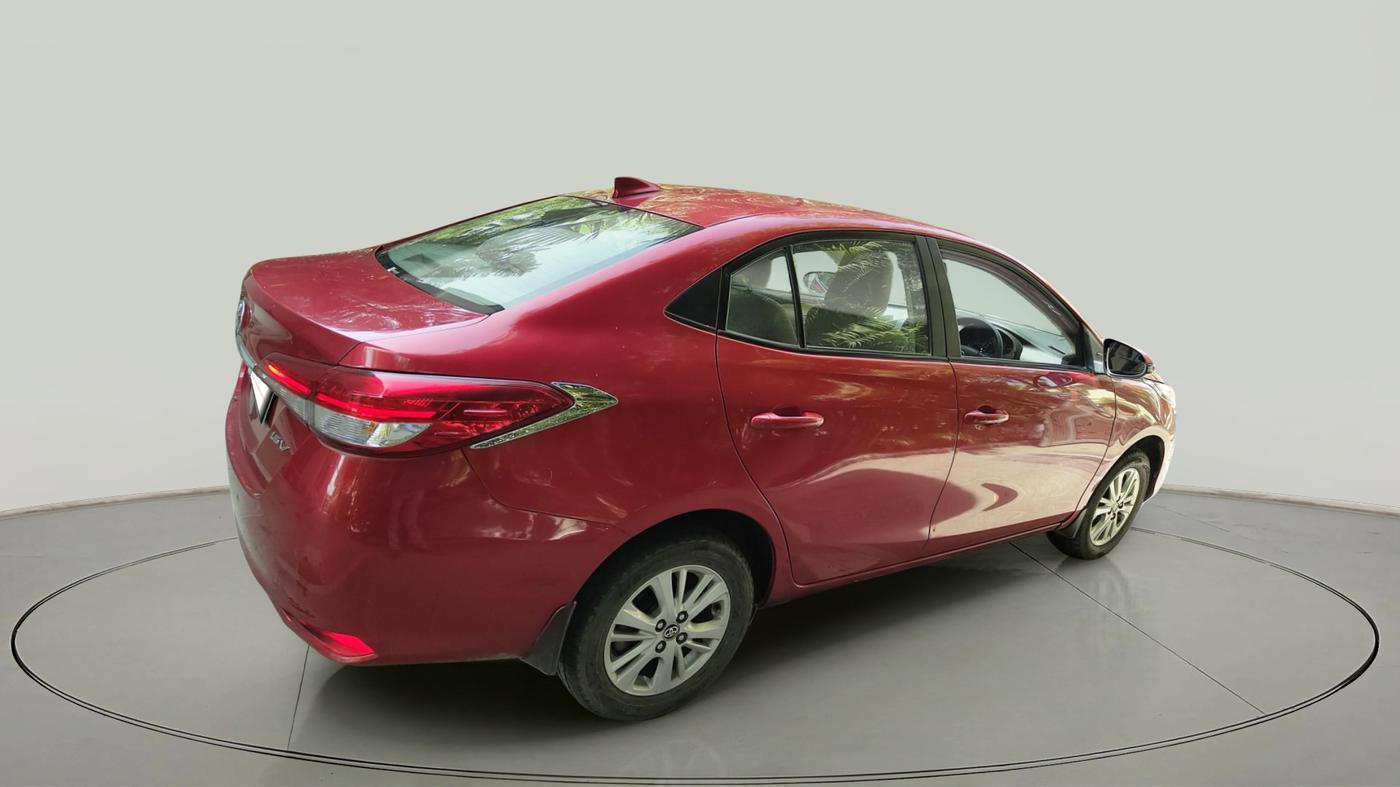 2018 Toyota YARIS V CVT, Petrol, Automatic, 57,236 km, exterior