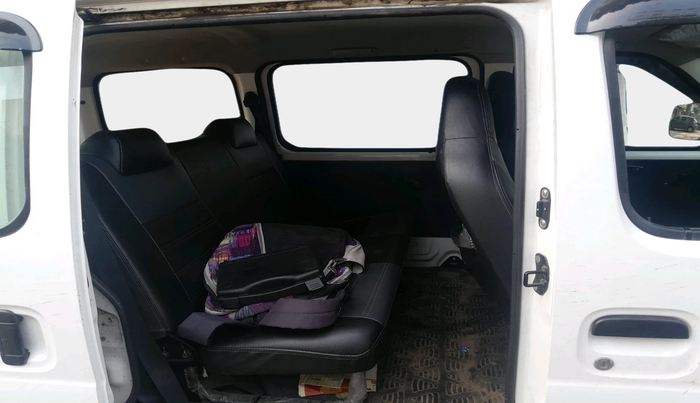 2023 Maruti Eeco 5 STR AC, Petrol, Manual, 13,421 km, interior