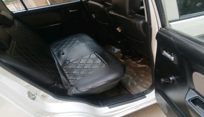 2015 Maruti Wagon R 1.0 LXI, Petrol, Manual, 62,127 km, interior