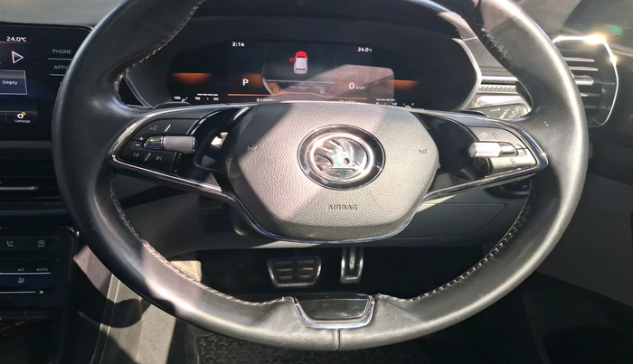2022 Skoda KUSHAQ STYLE 1.0L TSI AT (6 AIRBAGS), Petrol, Automatic, 91,900 km, interior