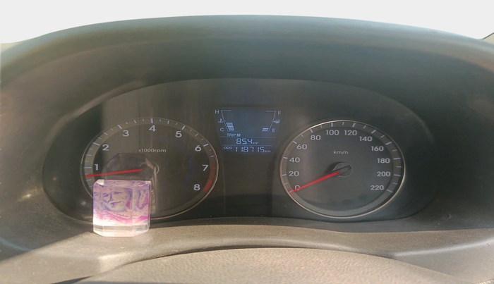 2012 Hyundai Verna FLUIDIC 1.4 VTVT, Petrol, Manual, 1,18,715 km, interior