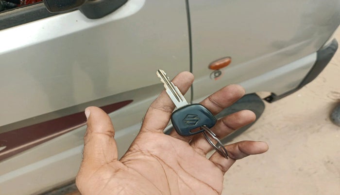 2012 Maruti Eeco 7 STR, Petrol, Manual, 1,22,935 km, interior