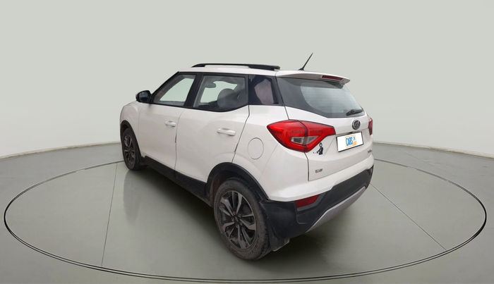 2021 Mahindra XUV300 W8 (O) 1.5 DIESEL, Diesel, Manual, 1,06,197 km, exterior