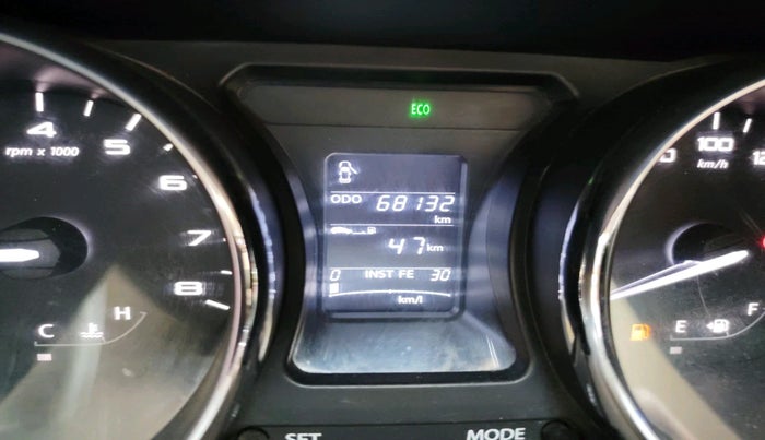 2017 Tata NEXON XZ PLUS DIESEL DUAL TONE, Diesel, Manual, 68,132 km, interior