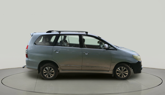 2015 Toyota Innova 2.5 VX 8 STR, Diesel, Manual, 1,82,905 km, exterior