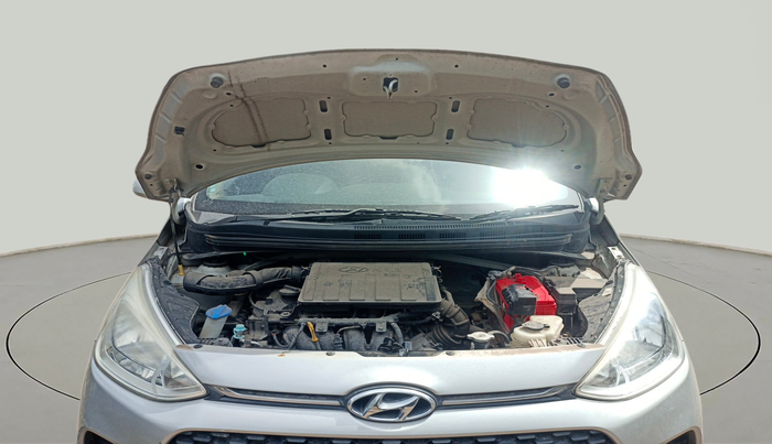 2017 Hyundai Grand i10 SPORTZ (O) 1.2 KAPPA VTVT, Petrol, Manual, 35,383 km, exterior
