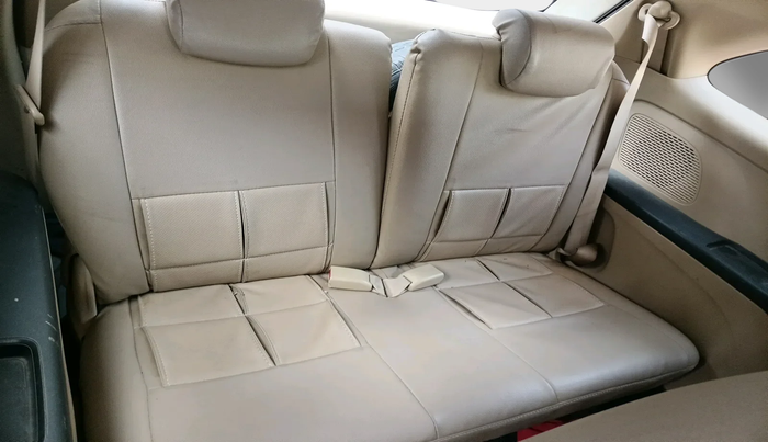 2014 Honda Mobilio 1.5L I-DTEC E, Diesel, Manual, 1,09,376 km, interior