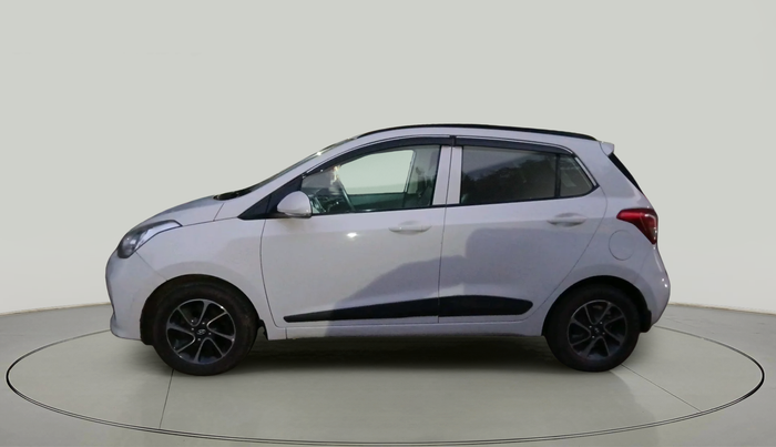 2017 Hyundai Grand i10 SPORTZ (O) AT 1.2 KAPPA VTVT, Petrol, Automatic, 35,160 km, exterior