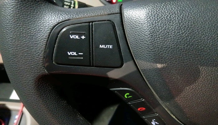 2017 Hyundai Grand i10 SPORTZ (O) AT 1.2 KAPPA VTVT, Petrol, Automatic, 35,160 km, interior