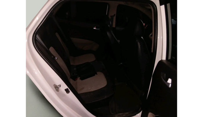 2017 Hyundai Grand i10 SPORTZ (O) AT 1.2 KAPPA VTVT, Petrol, Automatic, 35,160 km, interior