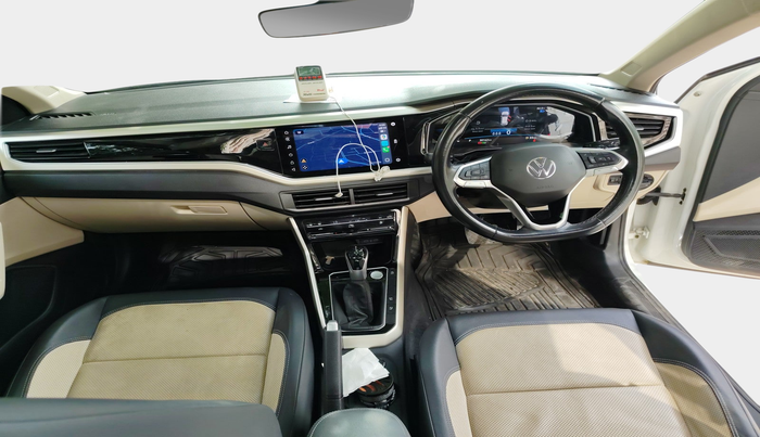 2023 Volkswagen VIRTUS TOPLINE TSI 1.0 AT, Petrol, Automatic, 30,164 km, interior