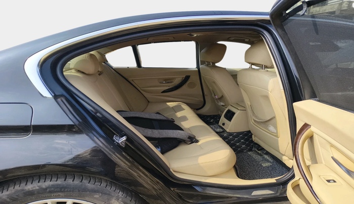 2013 BMW 3 Series 320D LUXURYLINE, Diesel, Automatic, 63,172 km, interior