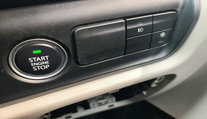 2022 Tata ALTROZ XT PETROL, Petrol, Manual, 34,545 km, interior