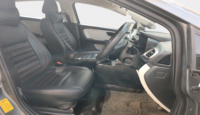 2022 Tata ALTROZ XT PETROL, Petrol, Manual, 34,545 km, interior