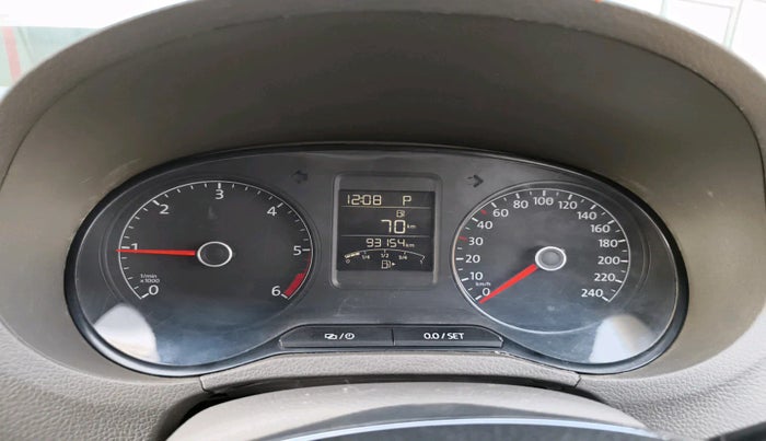 2016 Volkswagen Vento HIGHLINE 1.5 AT, Diesel, Automatic, 93,154 km, interior