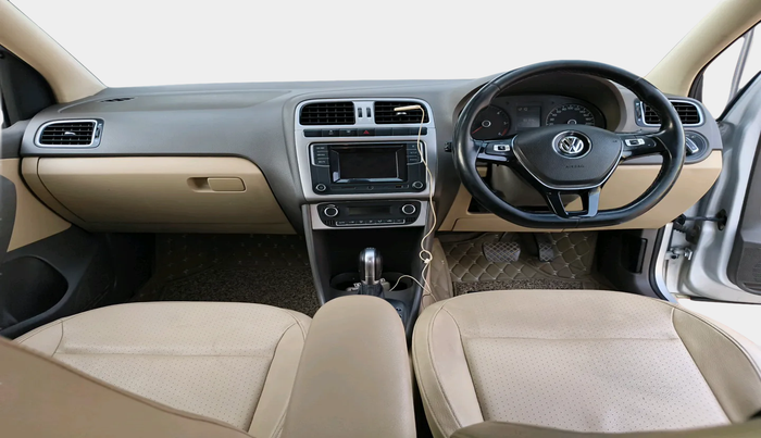 2016 Volkswagen Vento HIGHLINE 1.5 AT, Diesel, Automatic, 93,154 km, interior