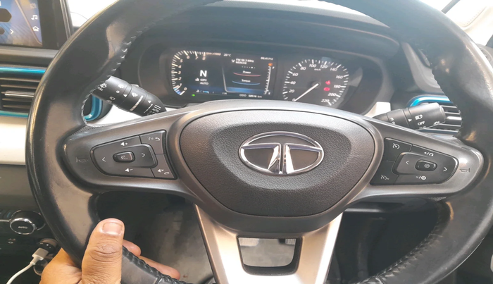 2022 Tata PUNCH CREATIVE  MT, Petrol, Manual, 60,152 km, interior