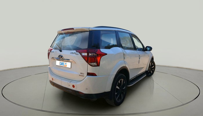 2018 Mahindra XUV500 W11 AT, Diesel, Automatic, 93,123 km, exterior