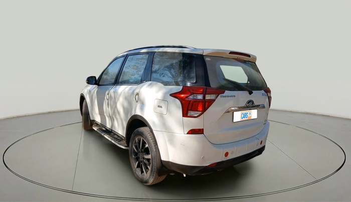 2018 Mahindra XUV500 W11 AT, Diesel, Automatic, 93,123 km, exterior