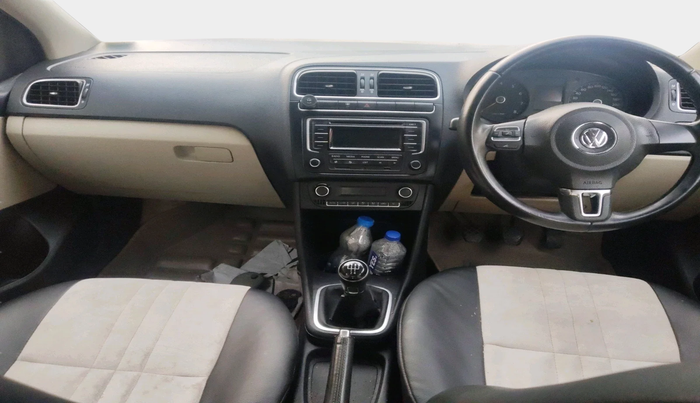 2014 Volkswagen Polo HIGHLINE1.2L, Petrol, Manual, 76,540 km, interior