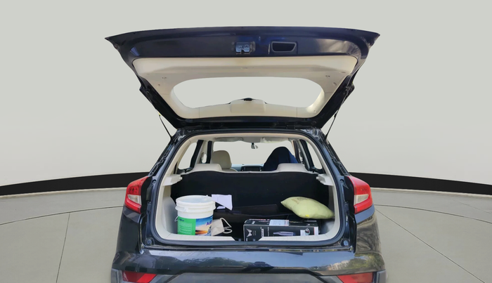 2023 Mahindra XUV300 W4 1.5 DIESEL, Diesel, Manual, 42,800 km, exterior