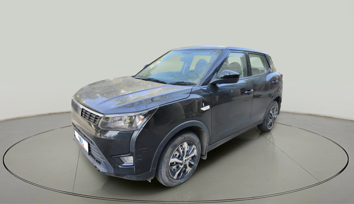 2023 Mahindra XUV300 W4 1.5 DIESEL, Diesel, Manual, 42,800 km, exterior