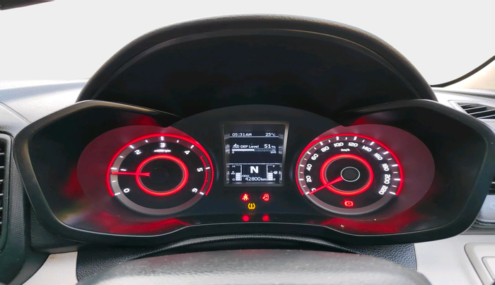 2023 Mahindra XUV300 W4 1.5 DIESEL, Diesel, Manual, 42,800 km, interior