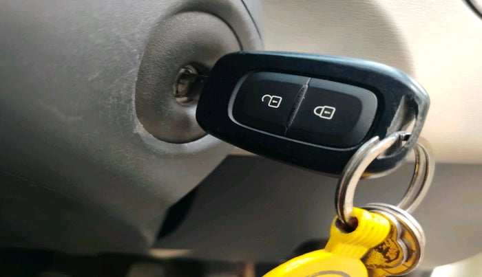 2015 Renault Duster 85 PS RXL DIESEL, Diesel, Manual, 98,315 km, interior