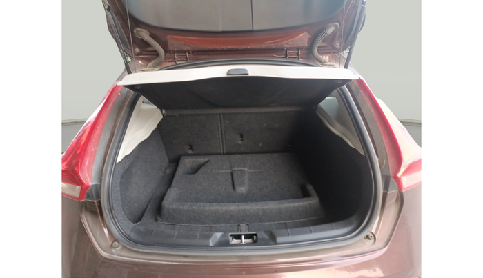 2016 Volvo V40 Cross Country D3, Diesel, Automatic, 47,210 km, exterior