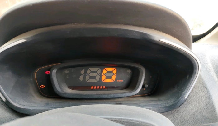 2016 Renault Kwid RXL, Petrol, Manual, 85,225 km, interior