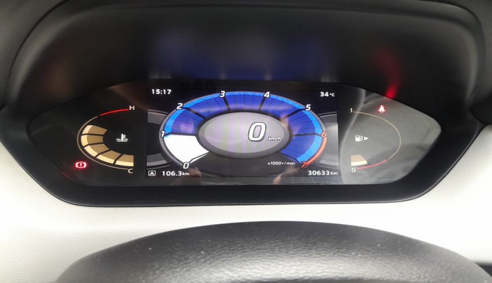 2022 Nissan MAGNITE XV MT, Petrol, Manual, 30,633 km, interior