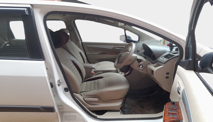 2017 Maruti Ertiga VDI SHVS, Diesel, Manual, 1,35,478 km, interior