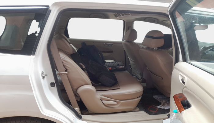 2017 Maruti Ertiga VDI SHVS, Diesel, Manual, 1,35,478 km, interior